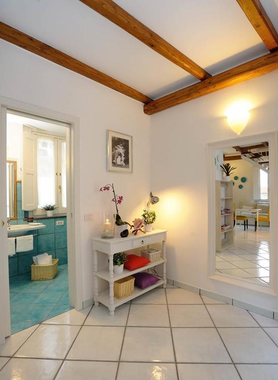 Loft Apartments By Amalfivacation Room photo